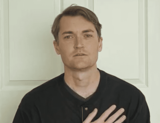 Ross Ulbric